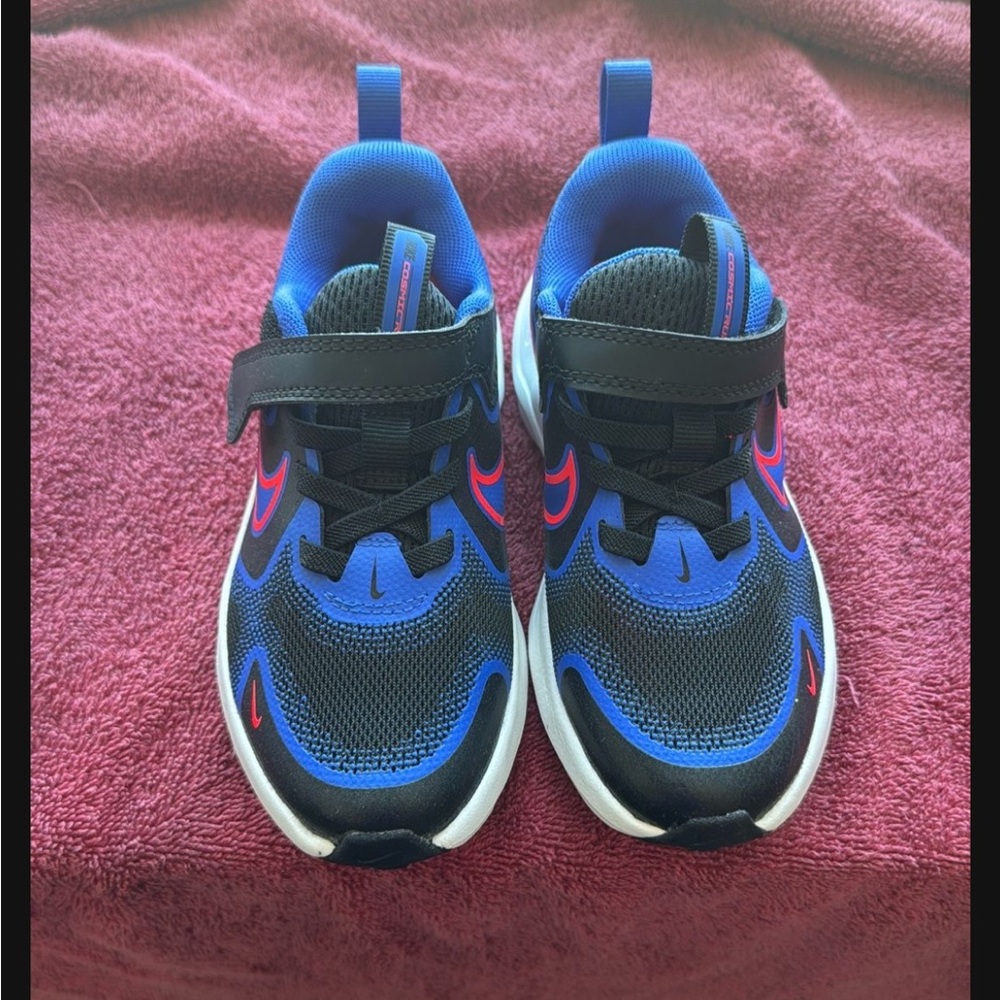 Nike Kids Black and Blue Sneakers